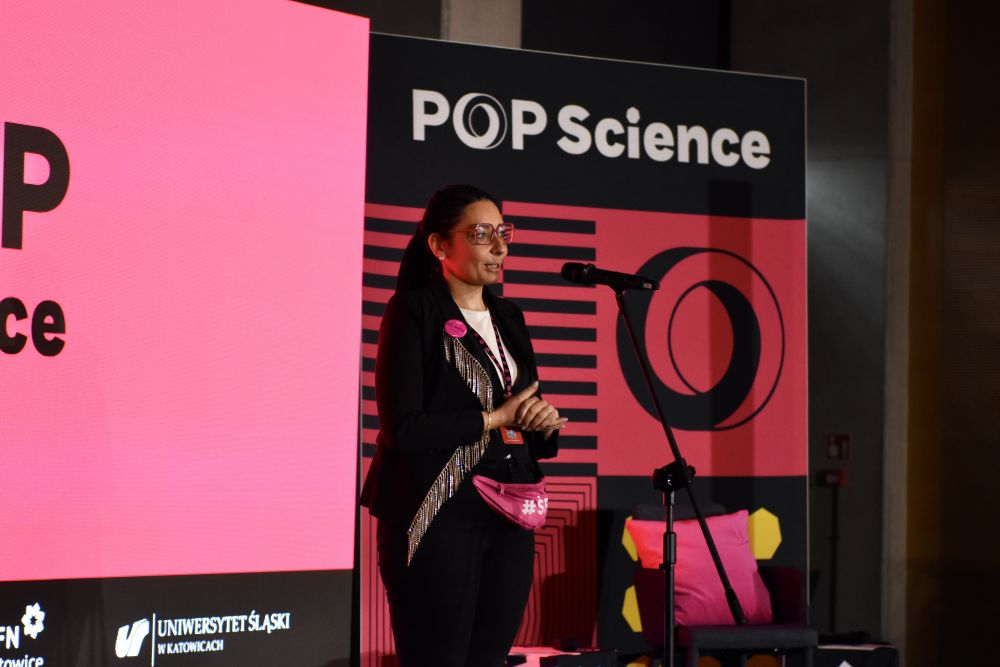 Na zdjęciu:dr Justyna Szostek-Aksamit, Dyrektor wykonawcza ŚFN, przewodnicząca zespołu doradczego ds. popularyzacji nauki